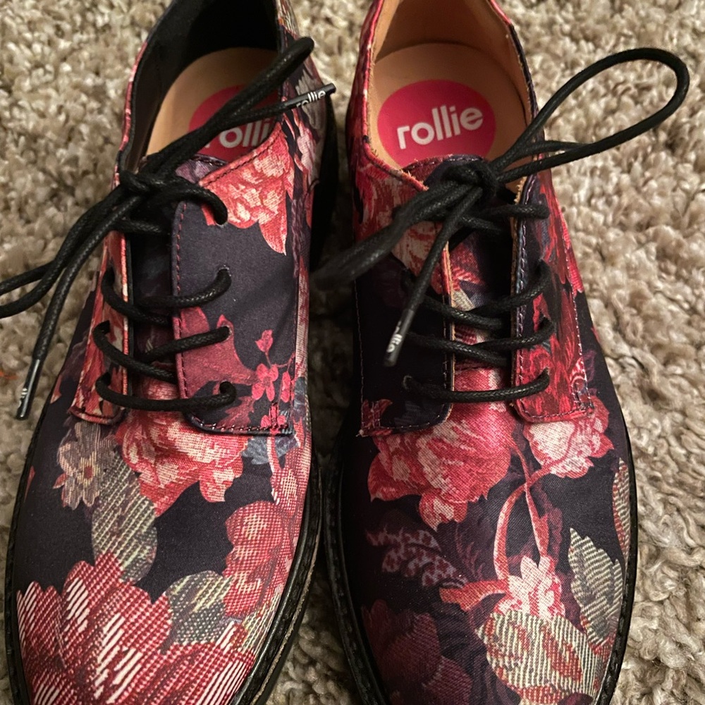 Rollie Floral Lace-Up Flats in Black and Red sz 7. New!